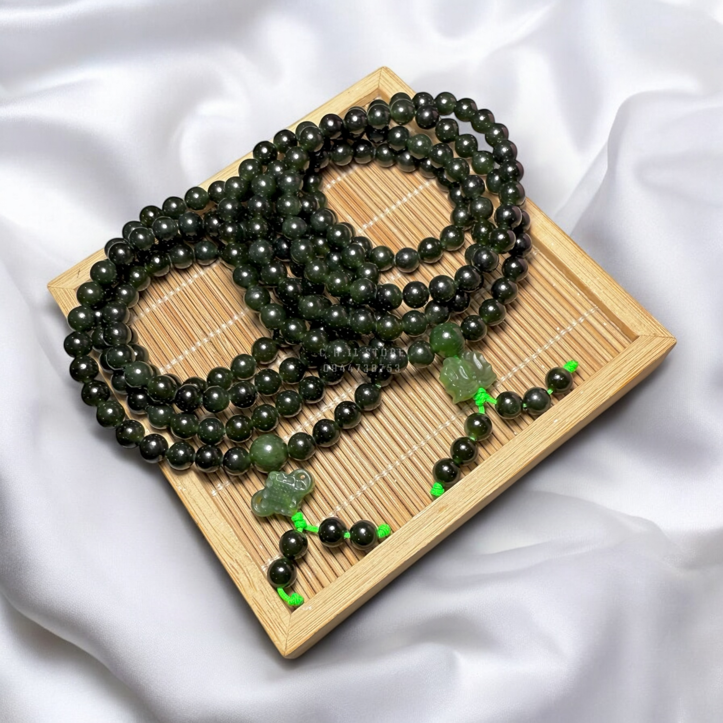 Mặt Ngọc Đeo Cổ
